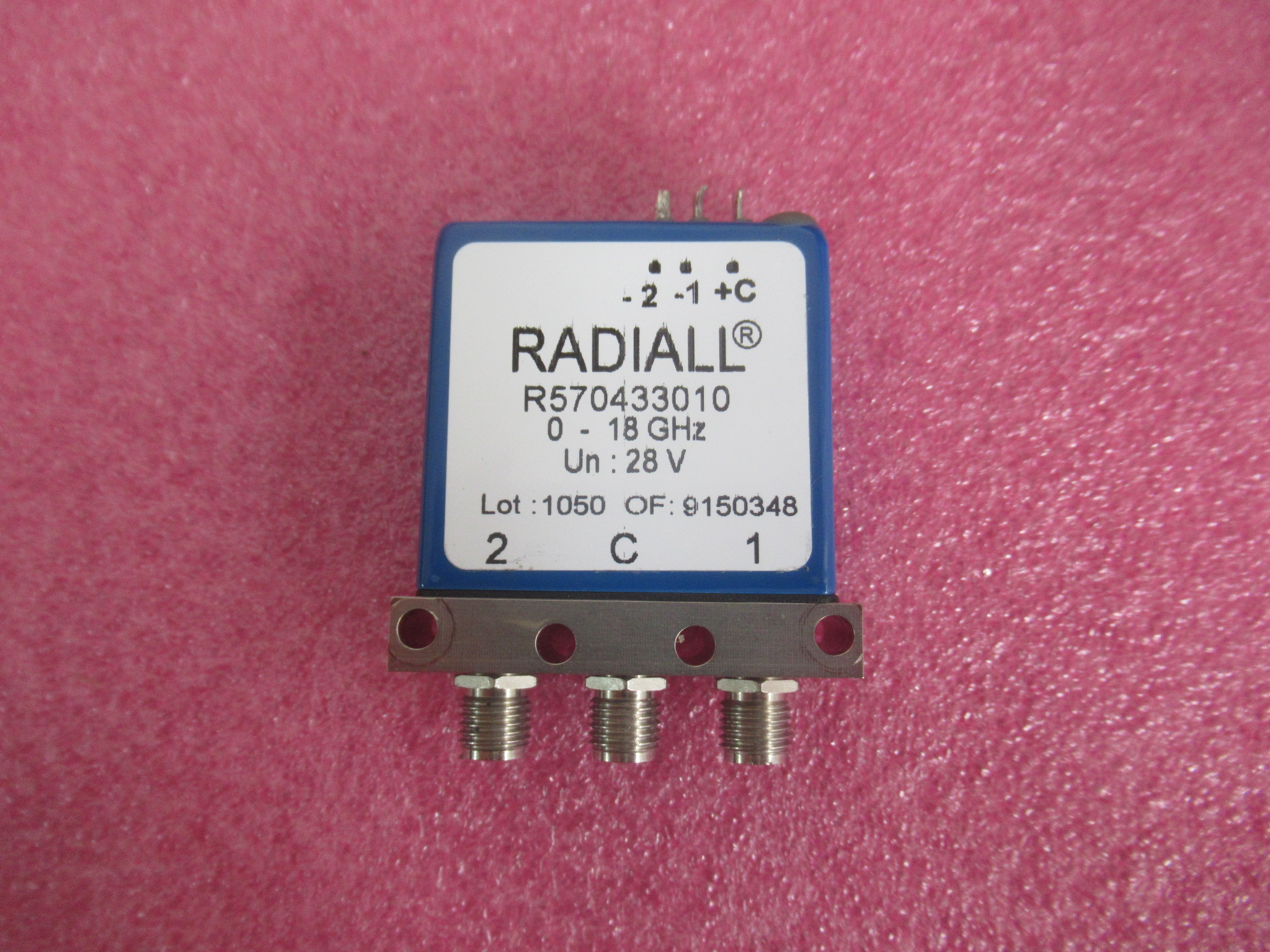radiall进口 r570433010 dc-18ghz spdt 28v 射频微波同轴开关