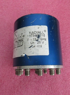RADIALL R573403215 DC-12.4GHz 28V SP12T 240W 射频同轴开关