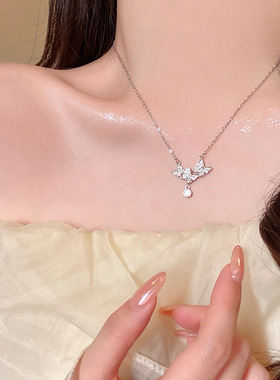 日韩风蝴蝶结微镶锆石水滴项链