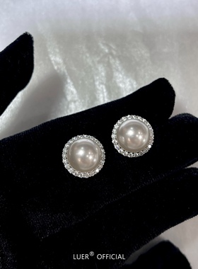 通体纯银不褪色 精工!大版！经典王妃款镶钻正圆强光施家珍珠耳钉