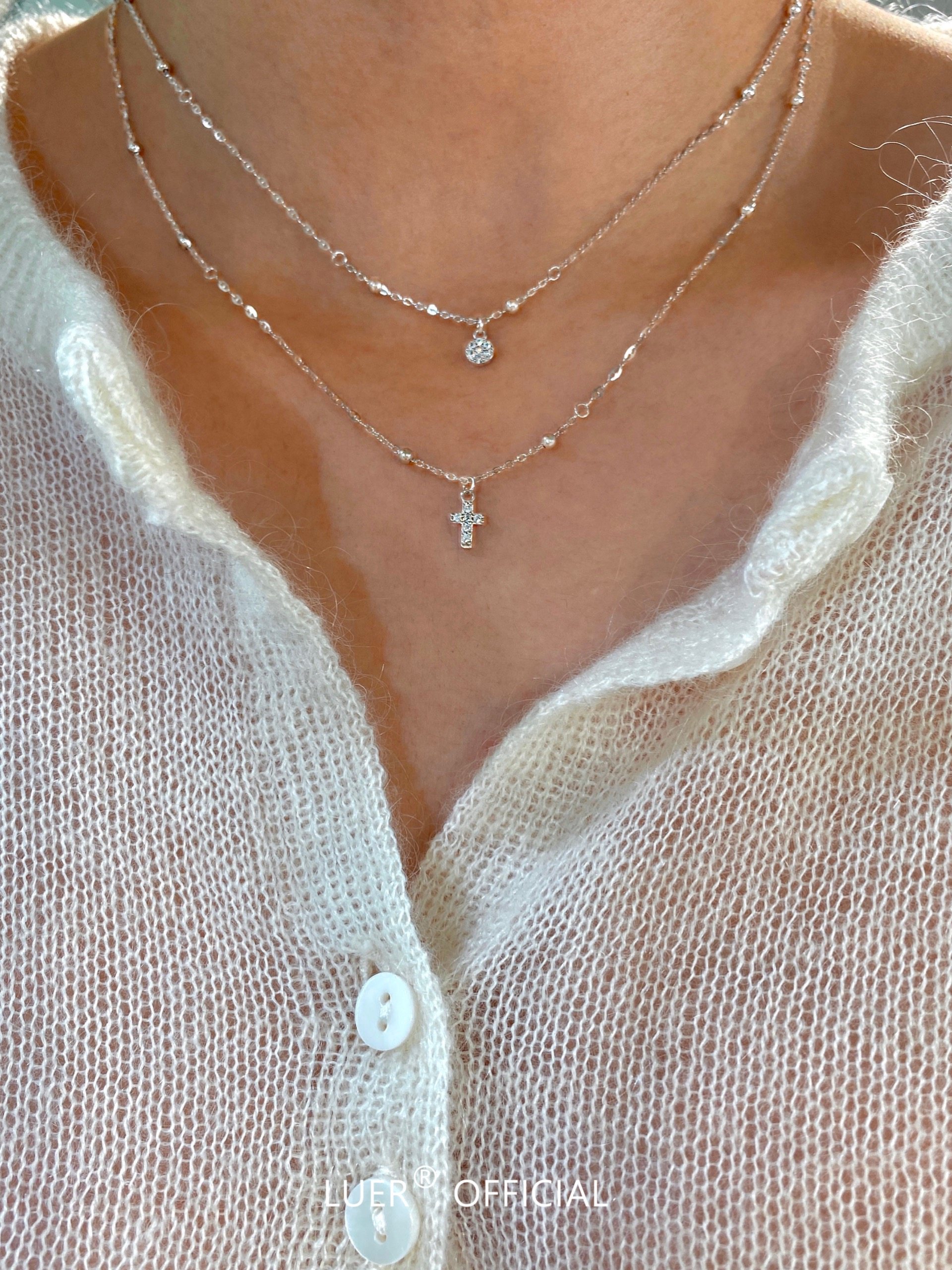 퇴색하지 않는 매우 좋은 이탈리아 수입 핸드 스티치 다이아몬드 크로스