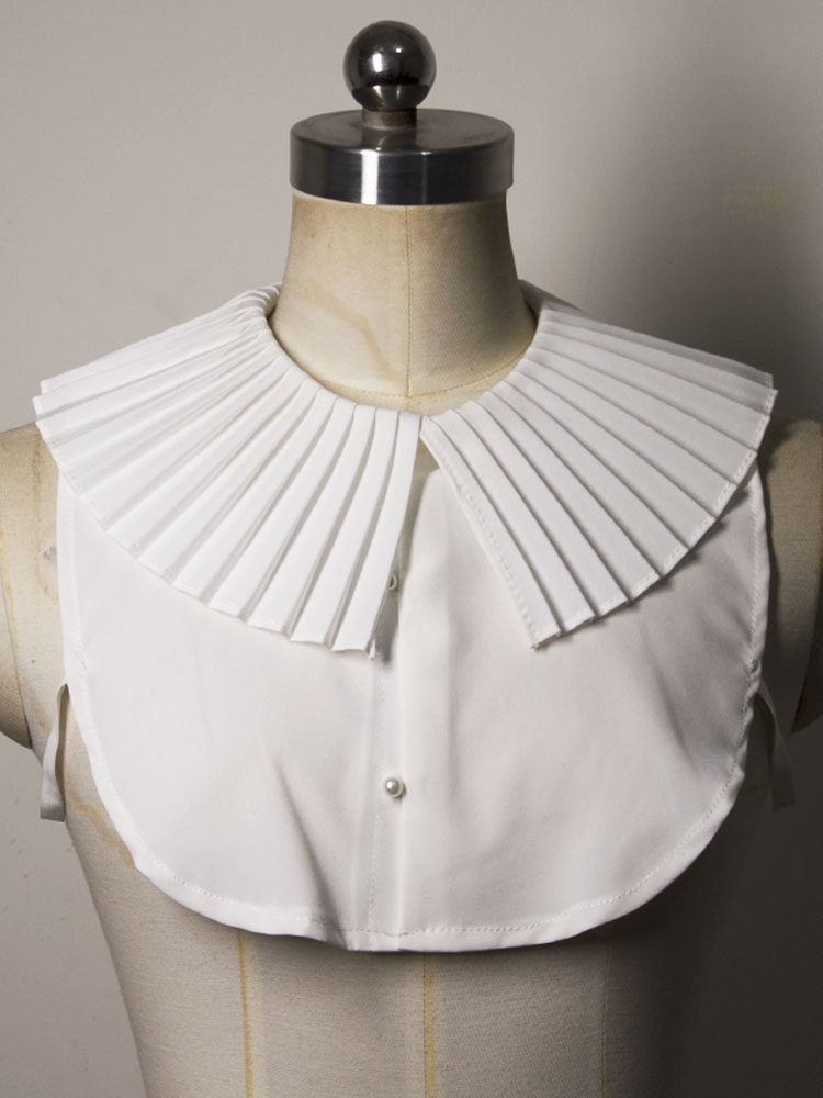 AUTUMN AND WINTER A FALSE COLLAR A CHILDRENS VERSATILE LAPEL A PLEATED COLLAR A SWEATER A DECORATIVE COLLAR A ROUND NECK A HIGH NECK BLACK AND WHITE