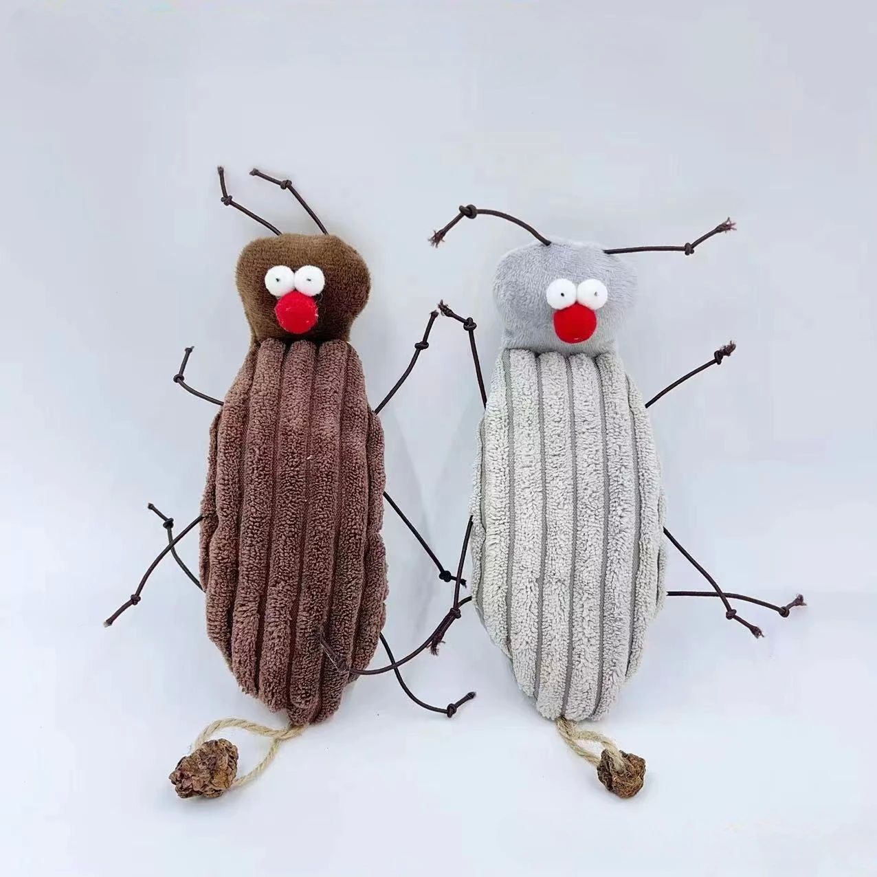 Cat Toy Plush Cockroach Pet Toy Interaction Kitty Toy Catnip