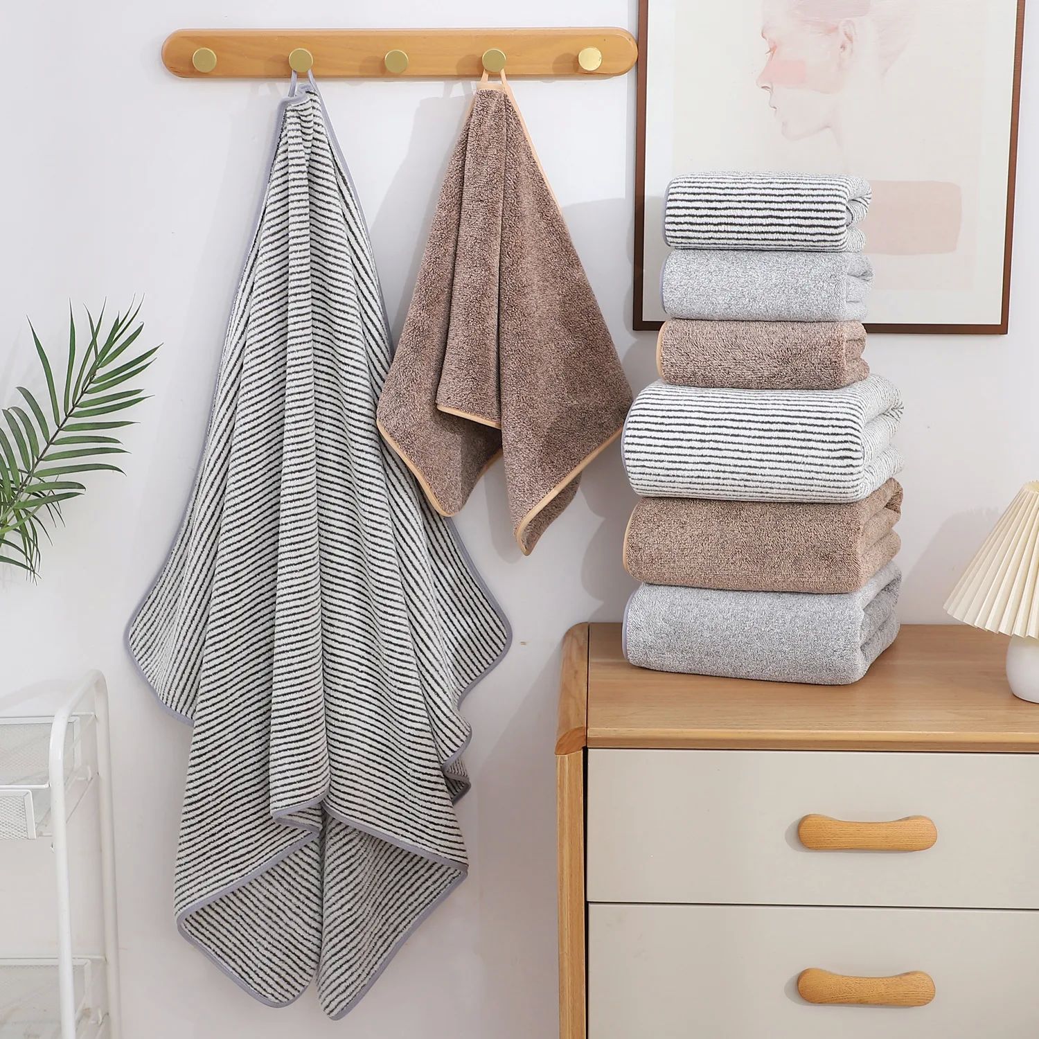 4pcs Basics Towel Set - Soft, Absorbent & Lightweight, Inclu