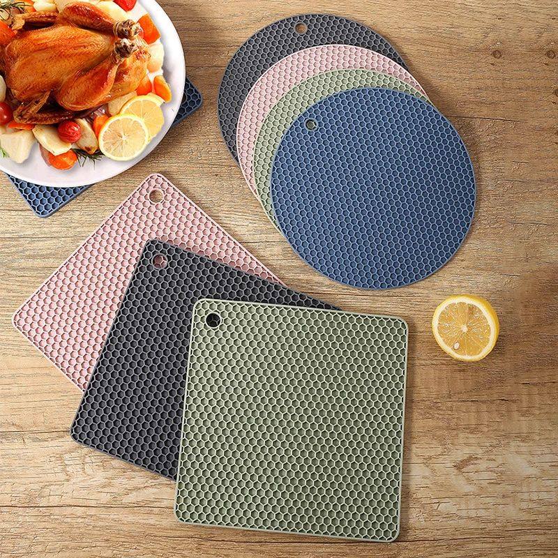 2/4 PCS Multifunction Heat Resistant Silicone Mat Drink Cup