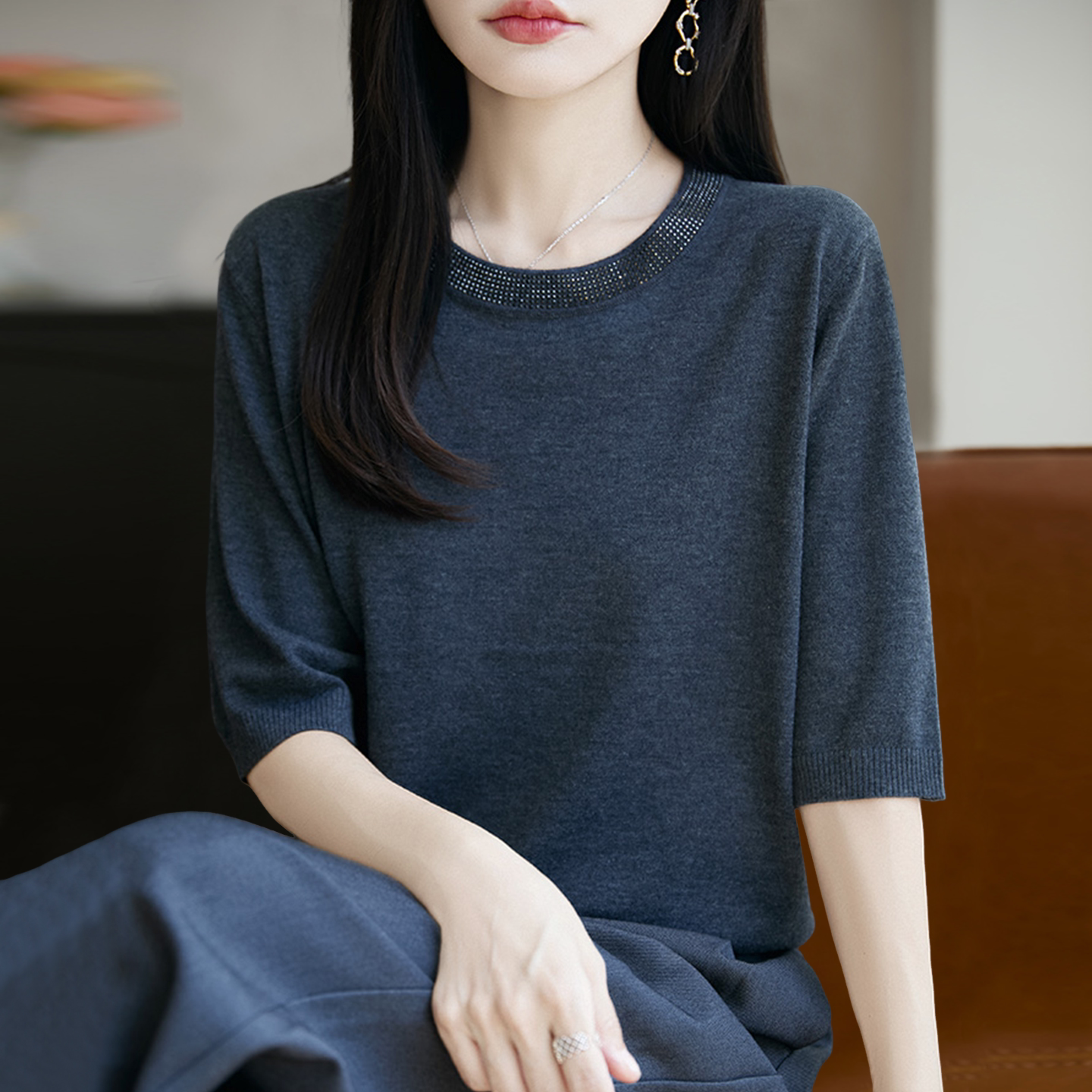 拉夏贝尔 早秋五分袖纯色烫钻针织打底衫女春秋洋气大码女装上衣
