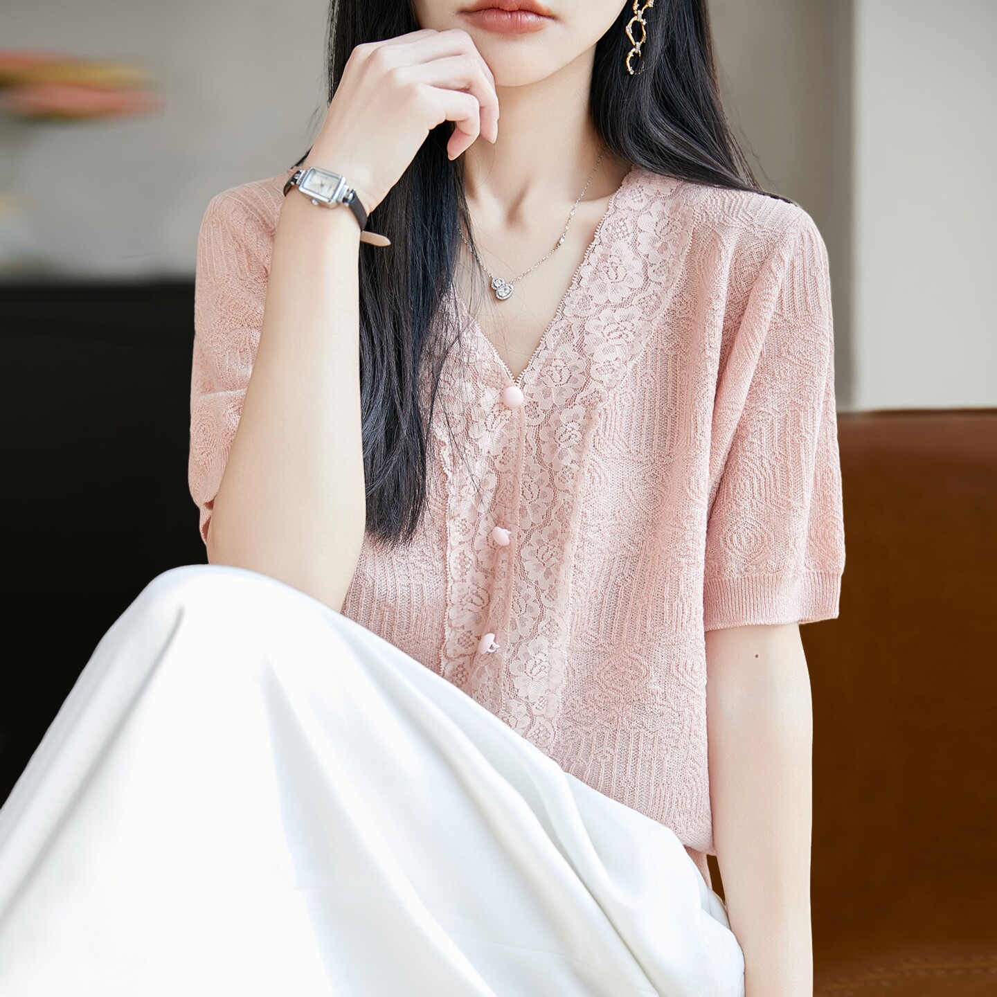 V领蕾丝针织短袖t恤女夏季薄款冰丝针织衫大码女装上衣