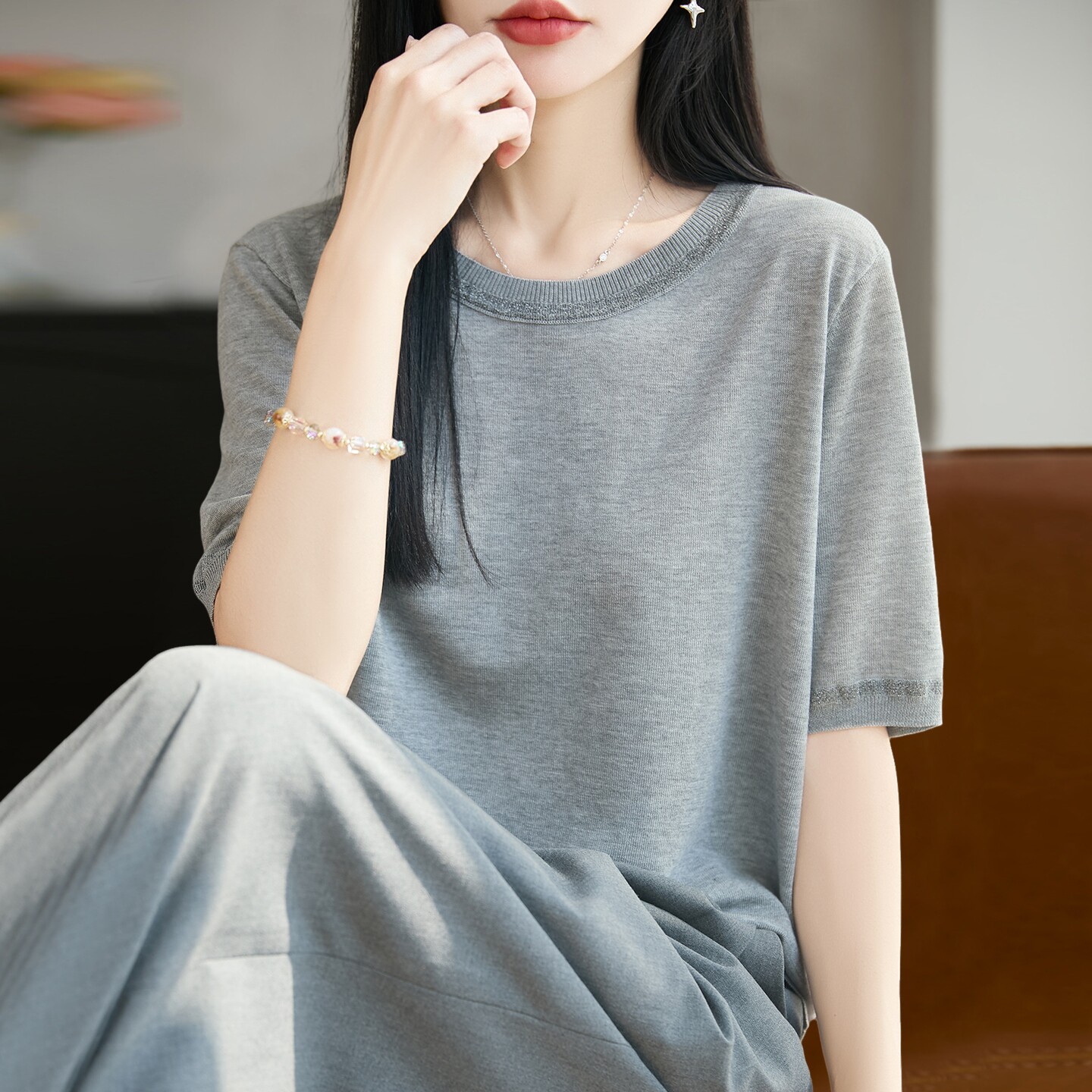 新款亮片时尚针织短袖t恤女夏季薄款冰丝针织衫大码女装上衣