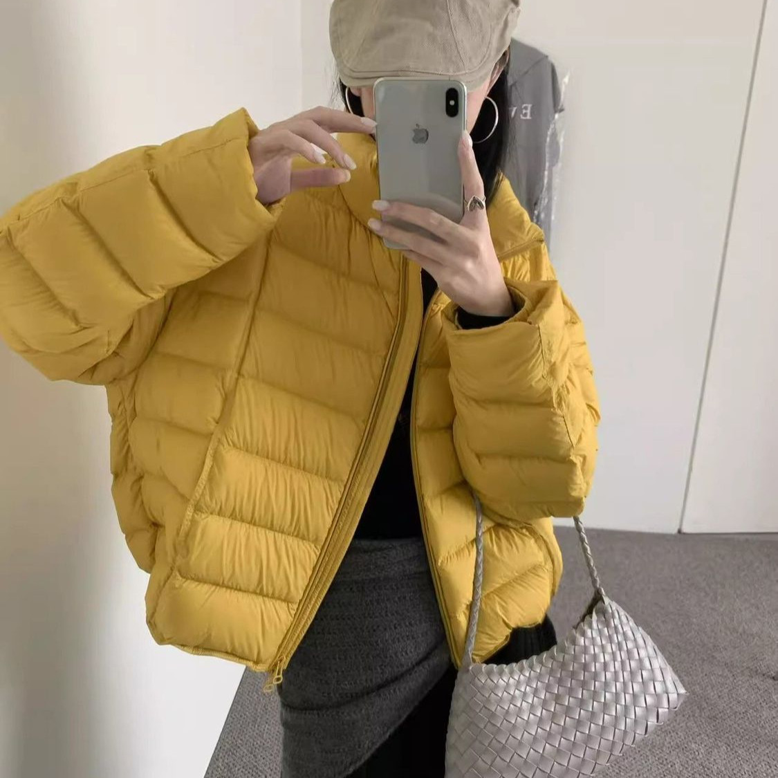 白鸭绒排骨羽绒服女2025冬新款秋韩版小个子圆领宽松泡芙短款外套