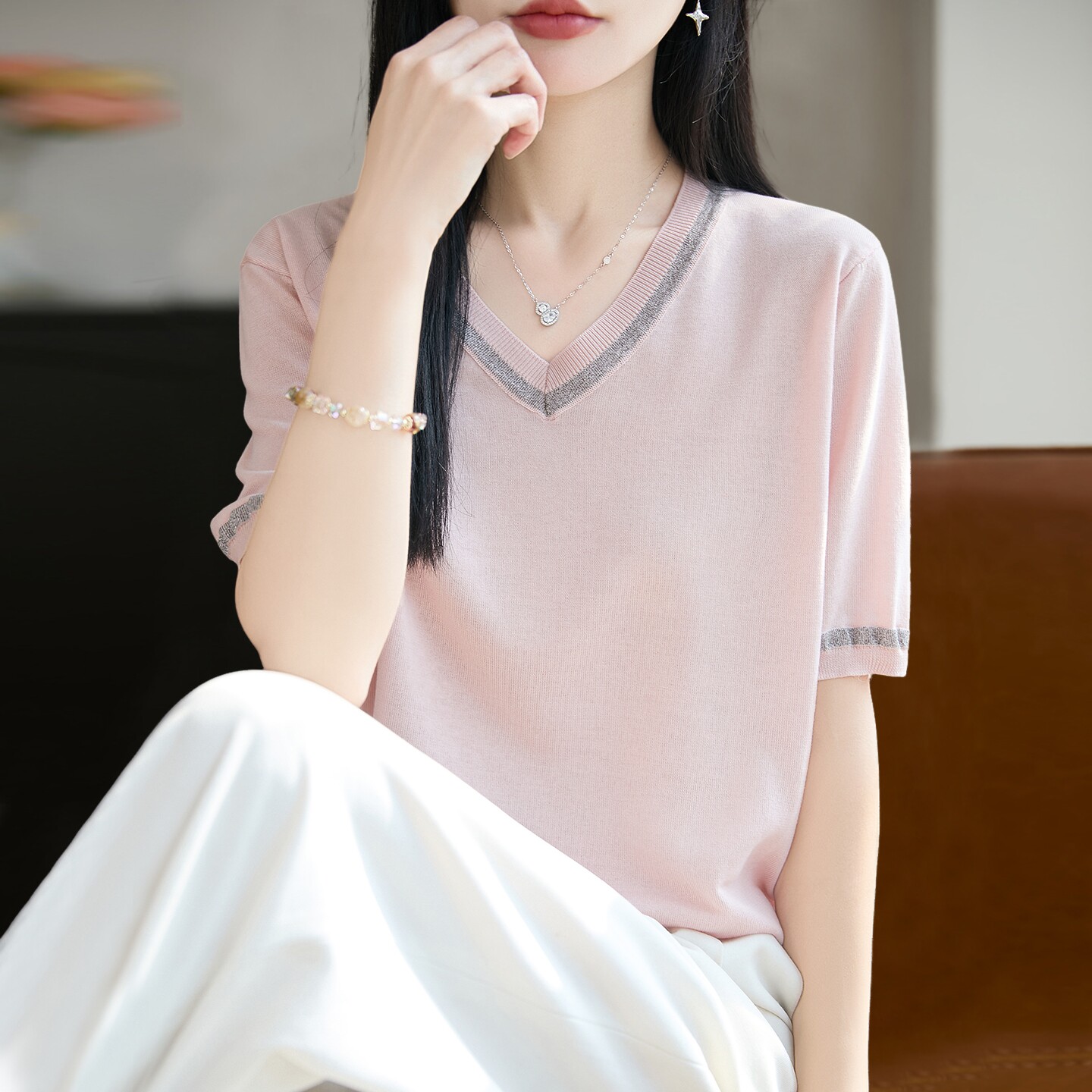 V领撞色针织短袖t恤女夏季薄款冰丝针织衫大码女装上衣