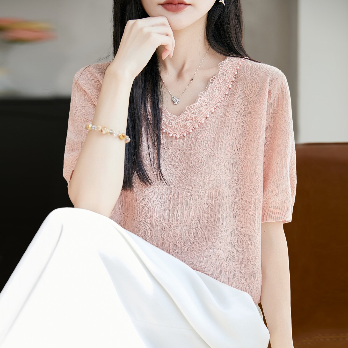 拉夏贝尔 V领提花针织短袖t恤女夏季薄款冰丝针织衫大码女装上衣