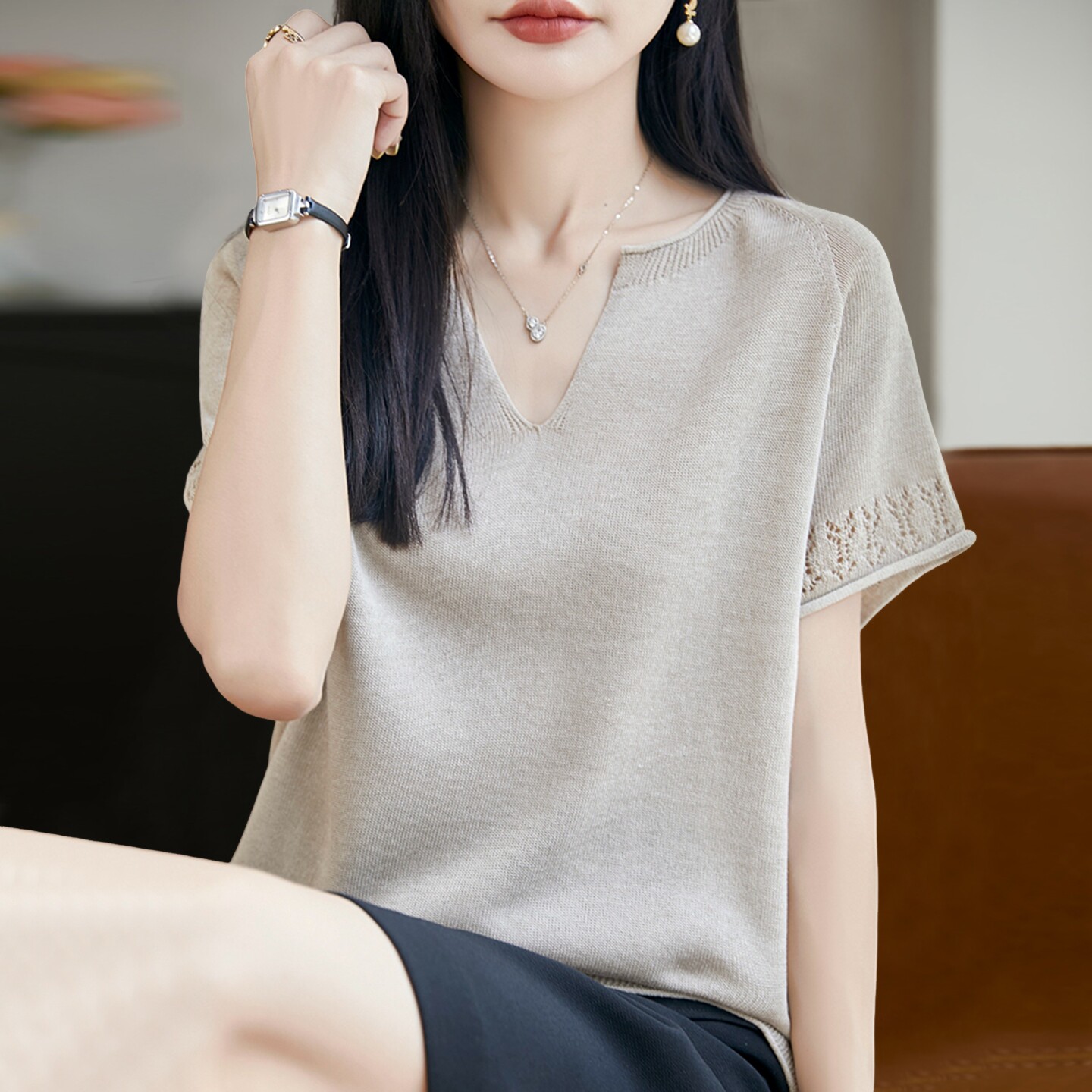 V领镂空纯色针织短袖t恤女夏季薄款冰丝针织衫女装上衣