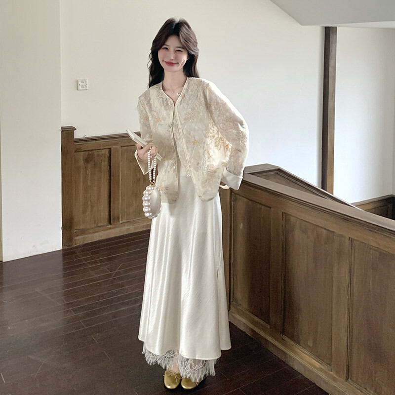 新中式刺绣提花短外套套装女盘扣上衣缎面蕾丝拼接半身裙两件套