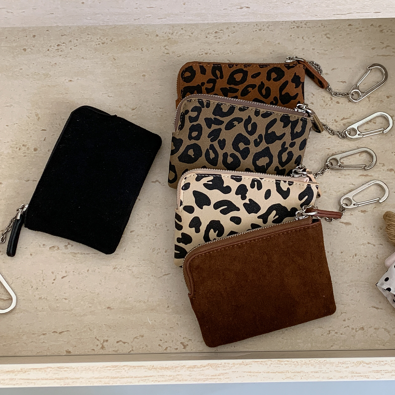 EMORRIN小众ins风绒面复古豹纹迷你小包秋冬时尚百搭零钱包卡包