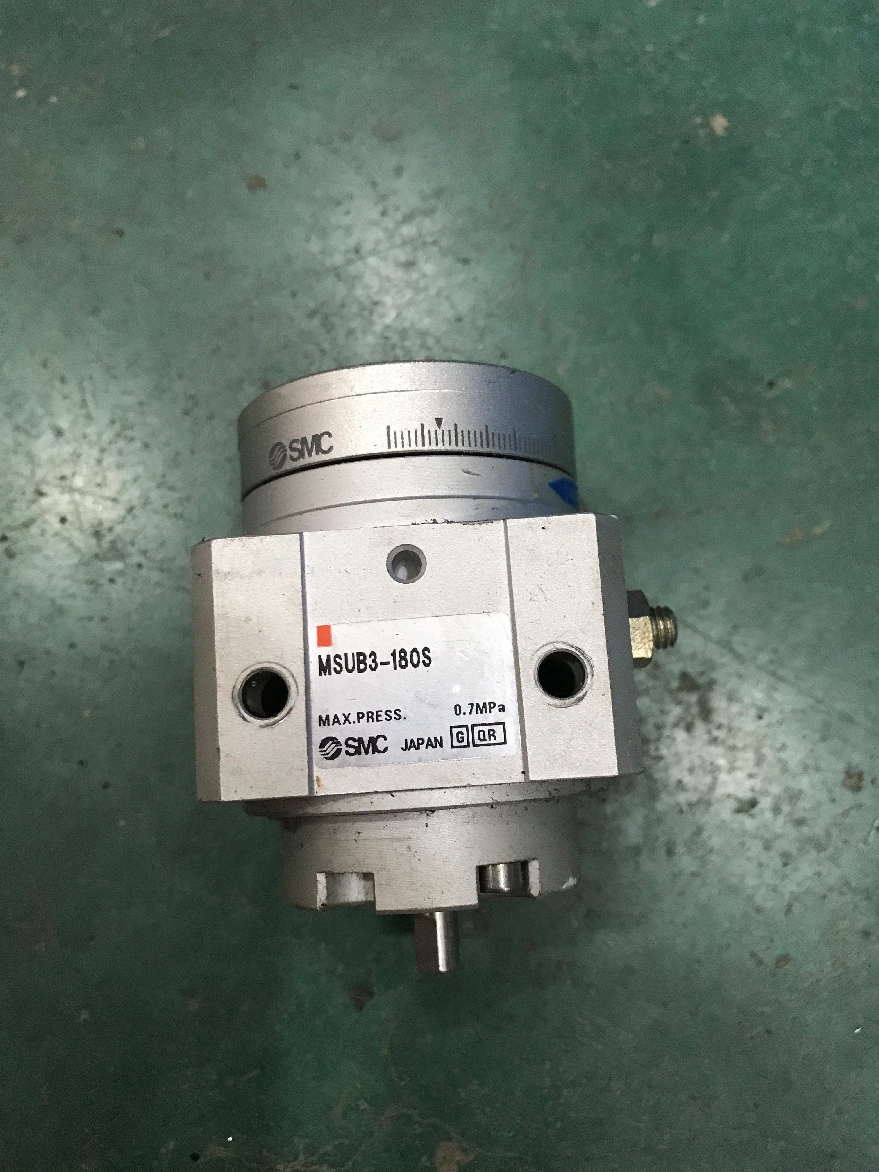 smc进口刻度摆动旋转气缸