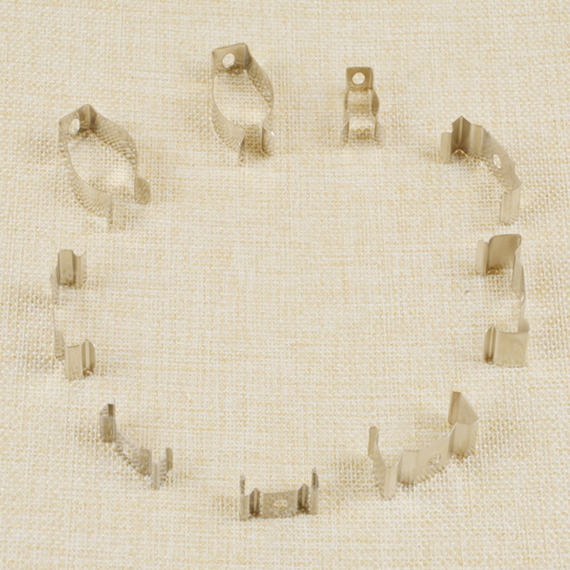 灯具一体化日光灯LED灯安装卡T4T5T8固定夹卡子卡口灯饰支架配件