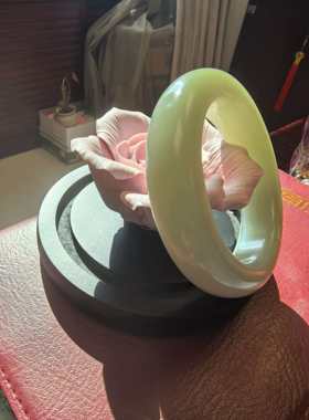 新疆和田玉青白天青色油润细腻胖轮胎