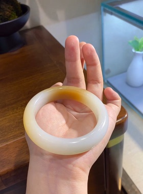 新疆和田玉且末温柔糖白手镯宽版泥鳅背镯油润细腻53.5*15*9.5