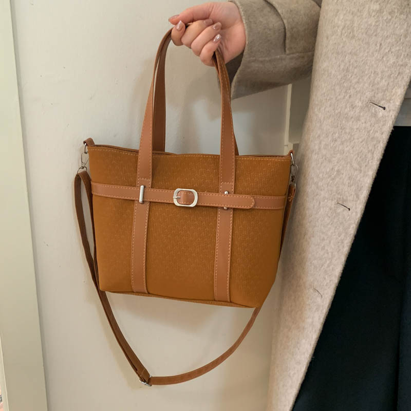 新单肩包大容量托特包通勤斜挎包