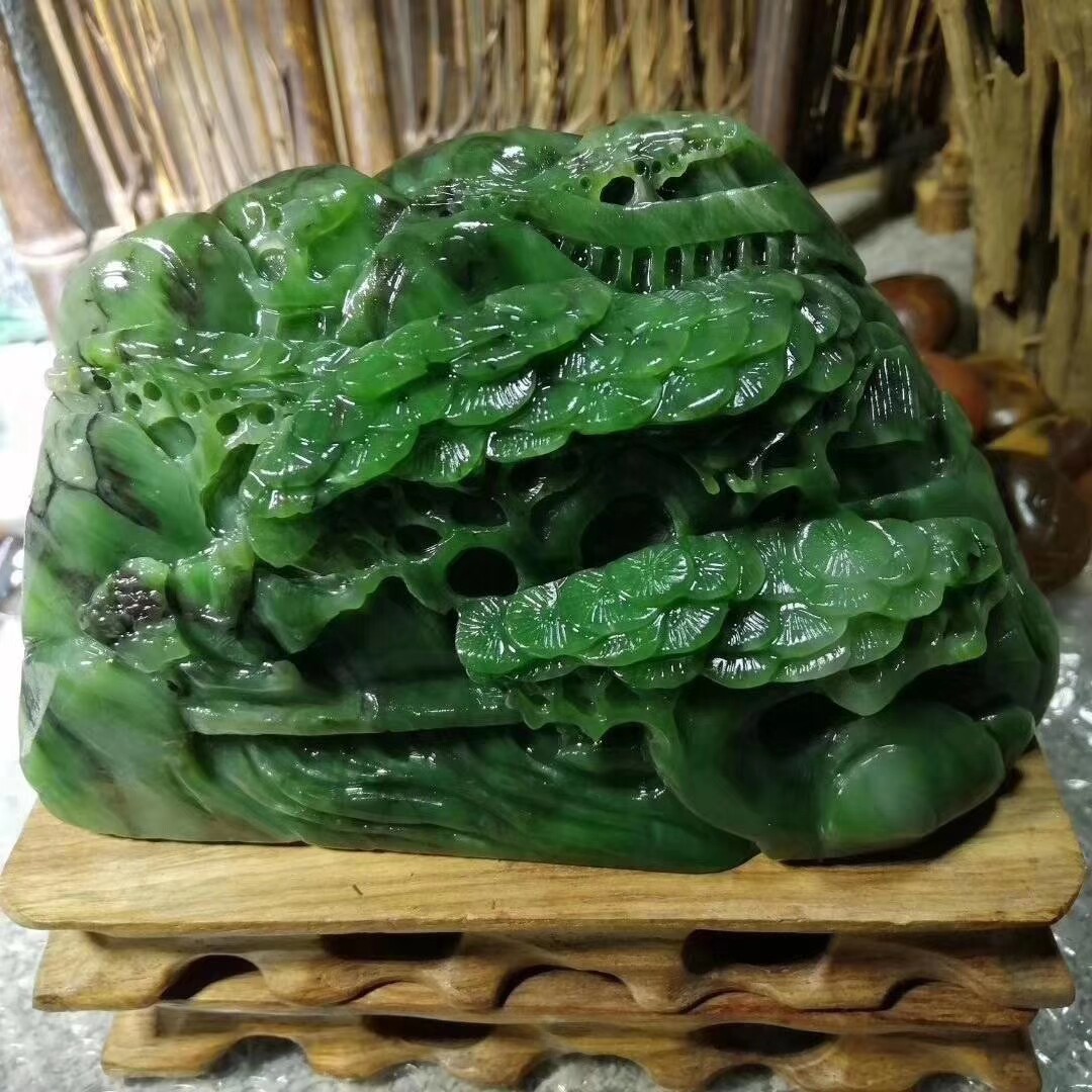 天然碧玉原石雕刻