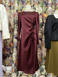 巨美法式复古红浪漫抽绳长袖连衣裙2025显瘦高腰百搭气质宫廷长裙