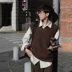 ELI 抗起球美利奴羊毛针织华夫格马甲背心毛衣内搭秋 榛果华夫