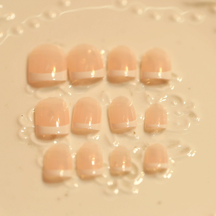 清新自然法式短款假指甲 美甲工具