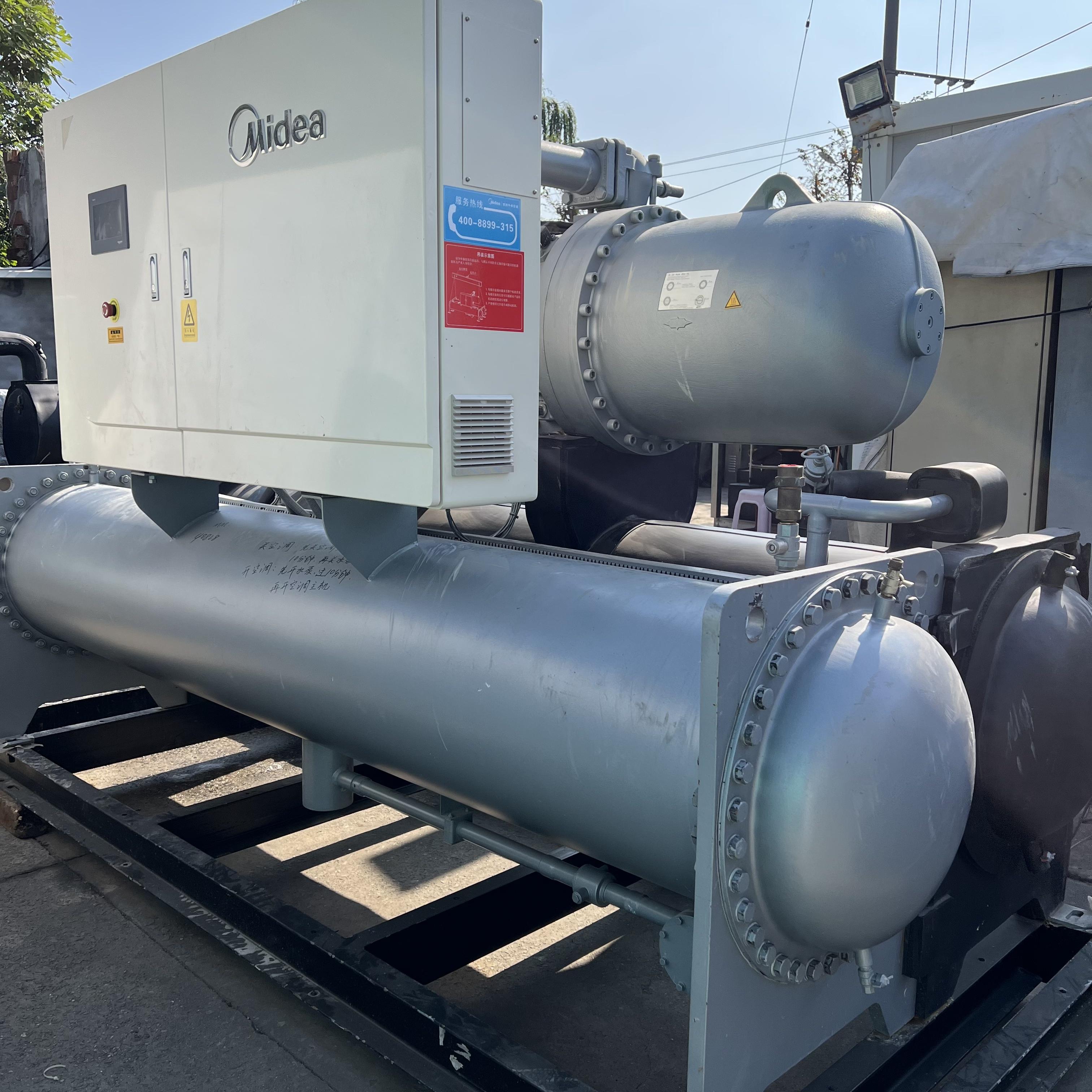 SCWE215H美的螺杆式冷水机组二手200冷吨工业冰水机732kw