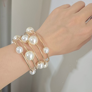 小众原创设计款多层仿珍珠弯管缠绕手链环形螺旋手镯时尚通勤