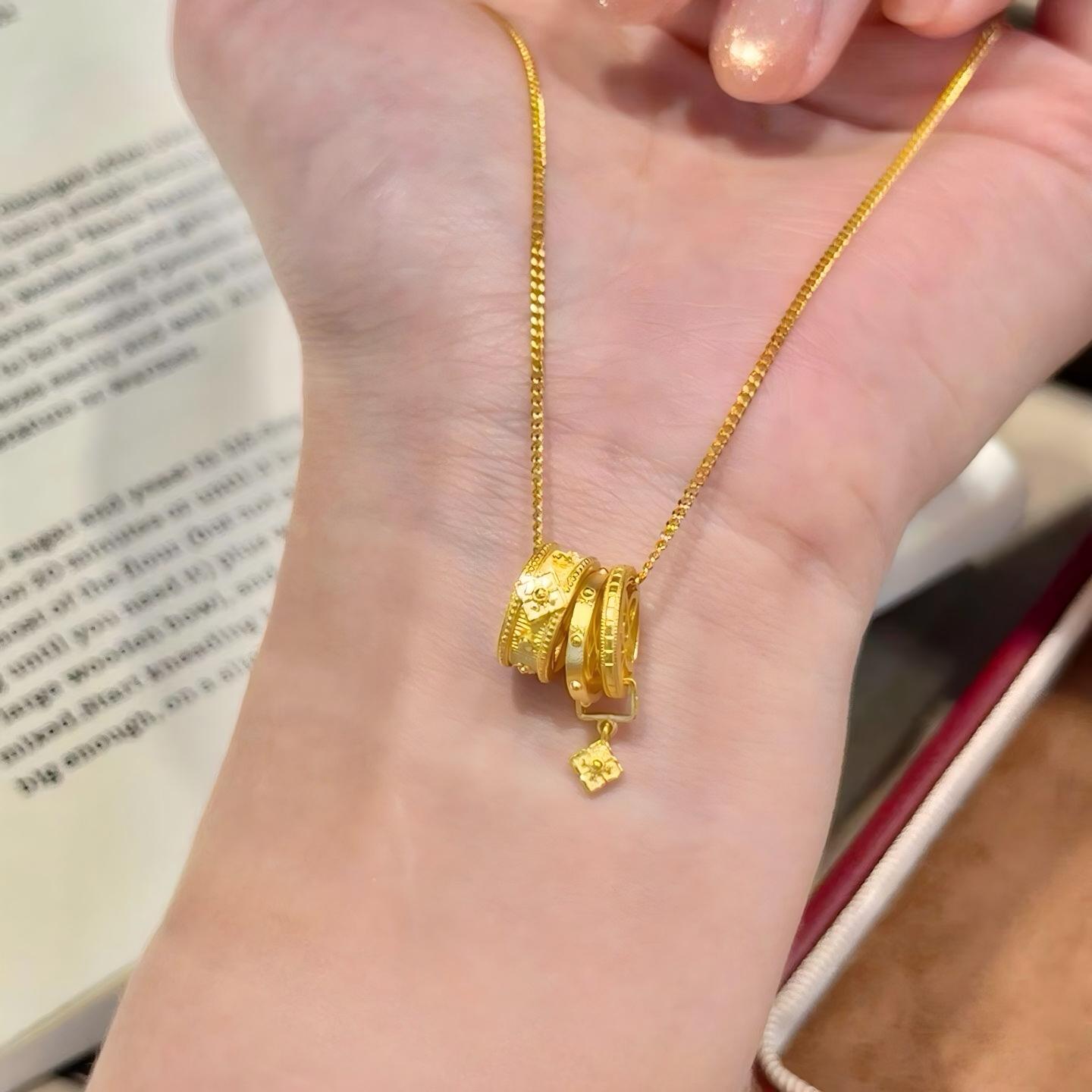 纯色万相项链宝相花转运锁骨链仿真黄金色吊坠轻奢金店同款系列