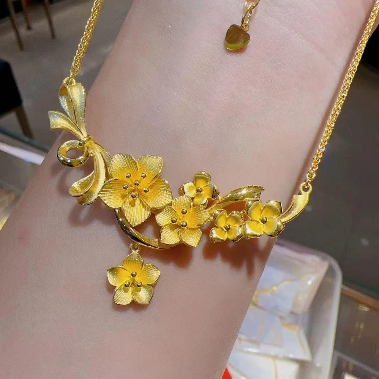 繁花似锦花朵蝴蝶结项链女图片