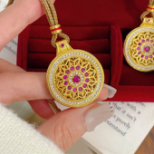 韦雪同款 复古毛衣链 古法沙金玫瑰花窗八宝罗盘吊坠好运项链女中式