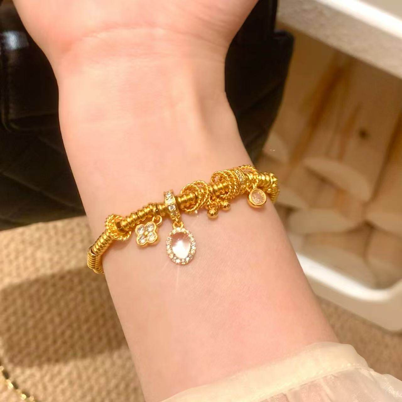 四叶草盘缠手链女沙金仿真黄金沙金手串跑环龙心同款轻奢高级感图片