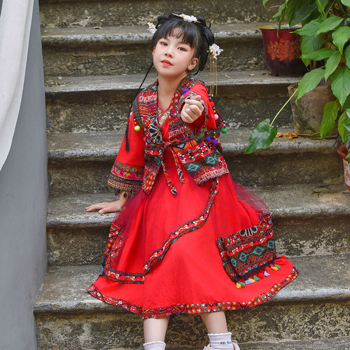 异域风大理丽江古风旅拍儿童活动演出节日表演写真民族风服饰套装