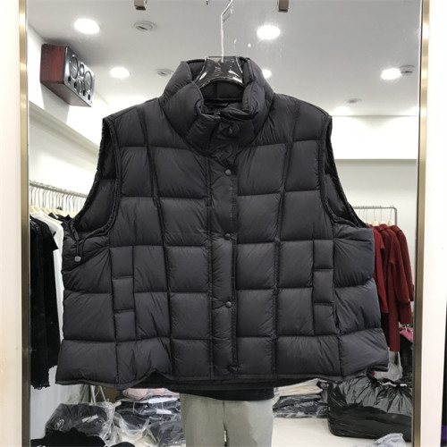 高端马甲2026年秋冬新款90白鸭绒短款立领羽绒马夹女宽松简约3306