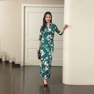 欧美新品 DVF2026 绿色栀子花V领弹力裹身裙气质显白连衣裙长裙PG