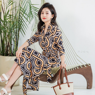 国风印花通勤显瘦修身 DVF裹身裙夏季 2026年中式 新款 欧美新品