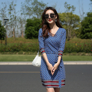 高腰显瘦度假PG 菱形印花修身 DVF裹身连衣裙 欧美2026女装 欧美新品