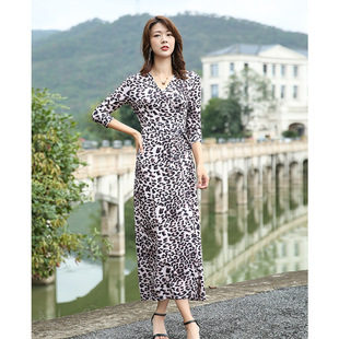 连衣裙PG 欧美新品 显瘦印花系带七分袖 修身 DVF2026 裹身裙V领长款