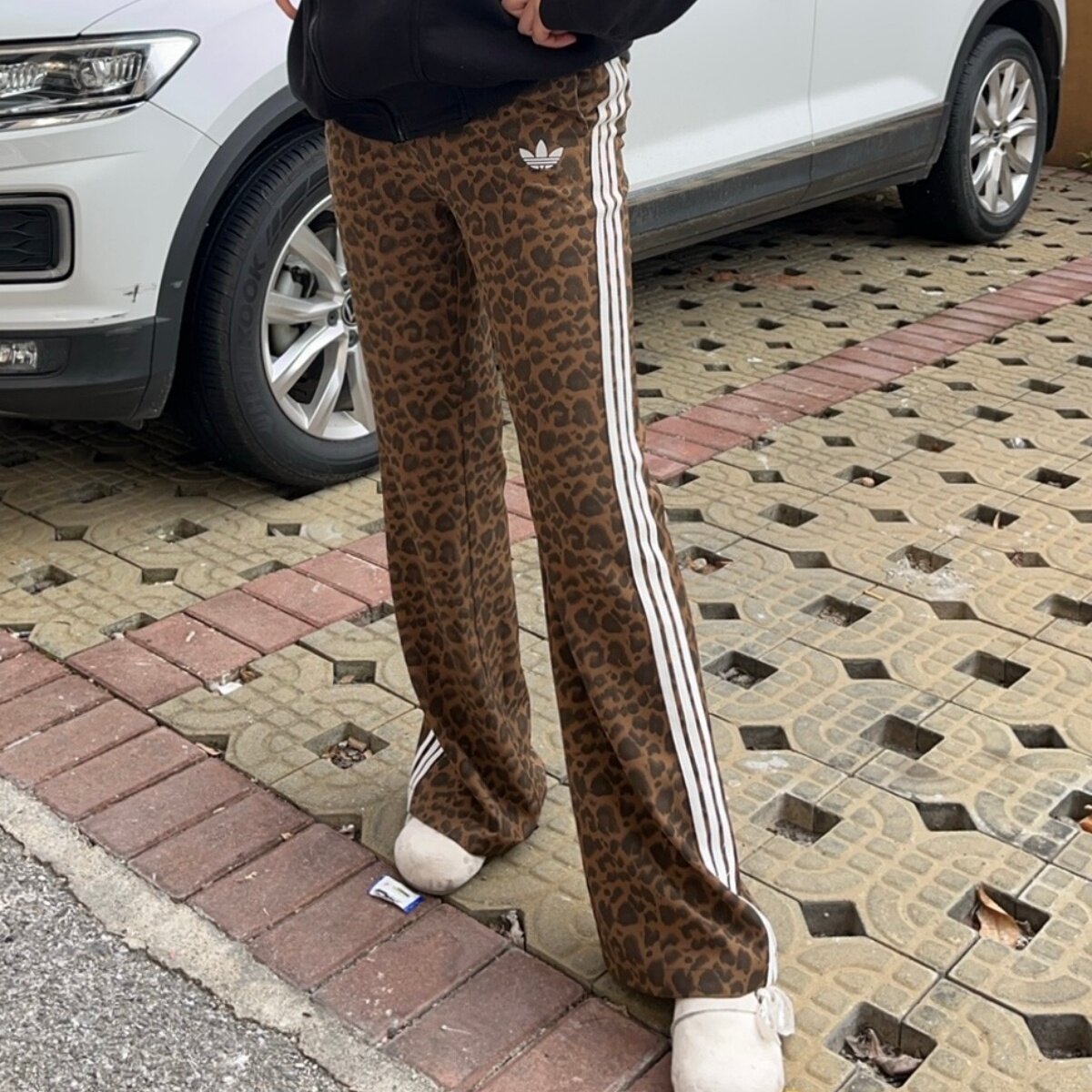 复古豹纹风三条杠直筒裤女街头休闲高腰显瘦春季女长裤微喇裤