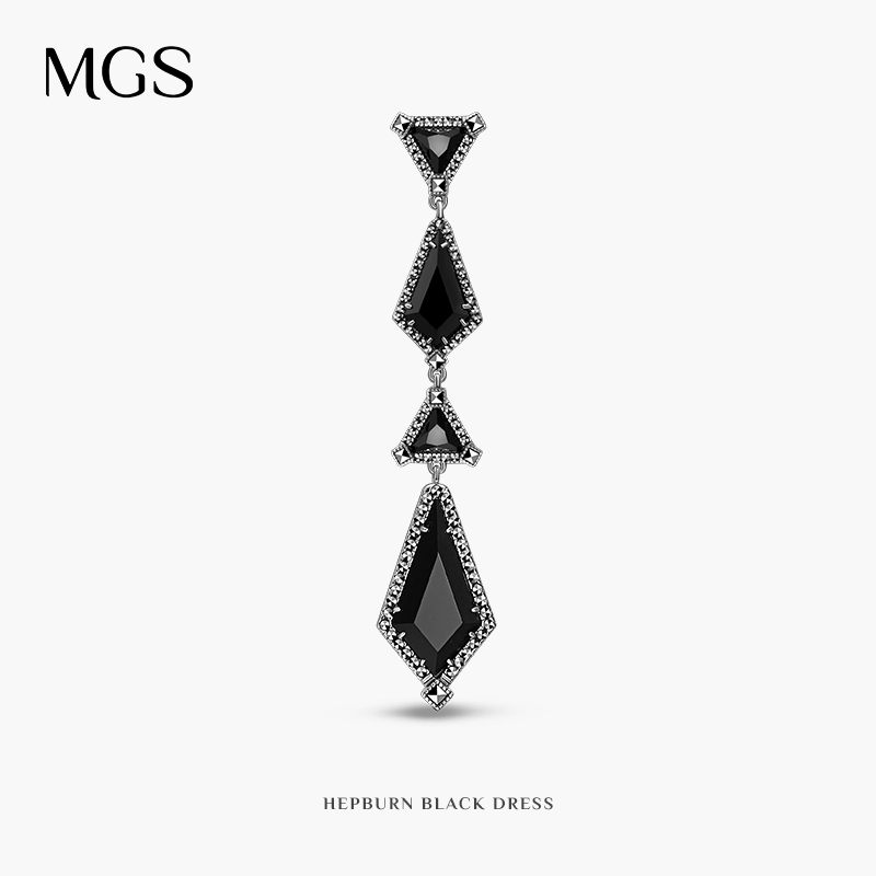 MGS2025法式新款赫本风小黑裙系列黑玛瑙轻奢耳环精致优雅高级