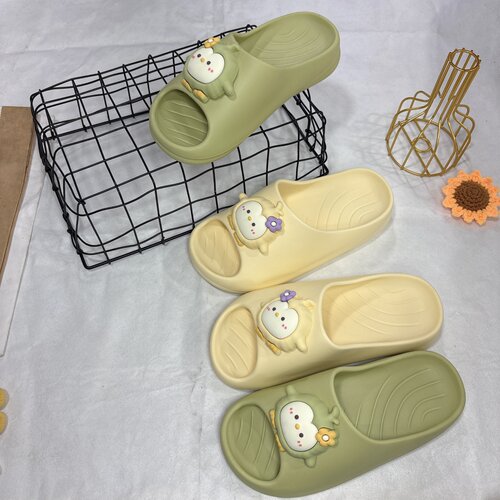 居乐多女EVA踩屎感防滑凉拖