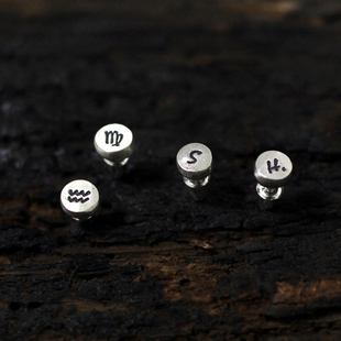 定制字母星座符号錾刻 999足银手工打制单只养耳小耳钉中性耳骨钉