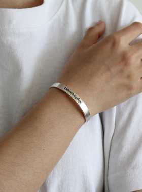 999足银纯手打錾刻藏文纯银手镯