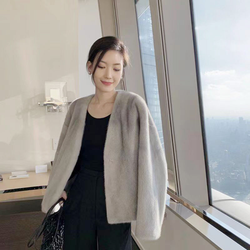 2025冬新款北欧貂绒宽松显瘦仿水貂外套女年轻款v领短款皮草大衣