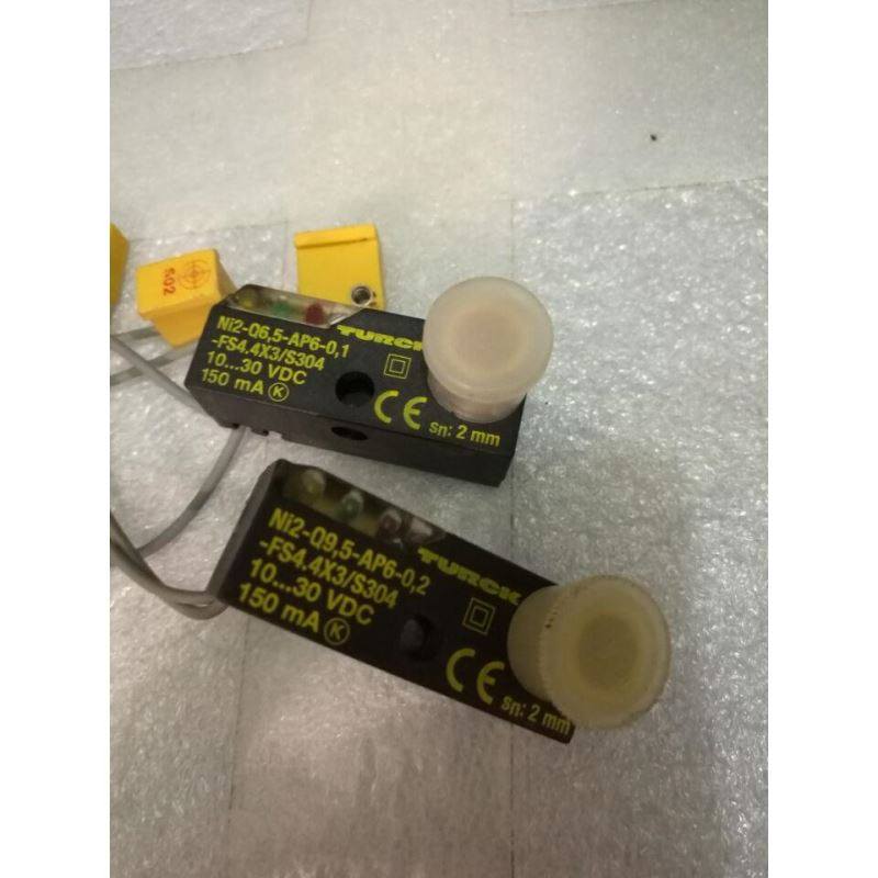 图尔克传感器NI2-Q9.5-AP6-0.1-FS4.4X3/S304无外包实图