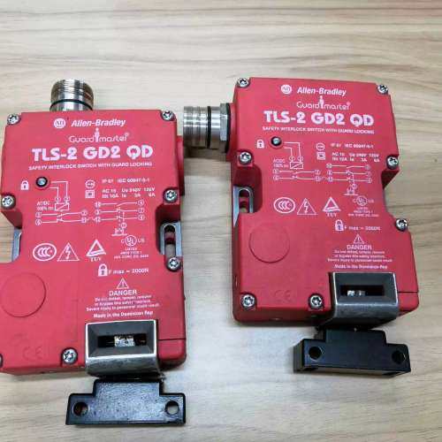 440G-T27241安全AB开关TLS2-GD2 QD功能正常实物拍摄推荐品