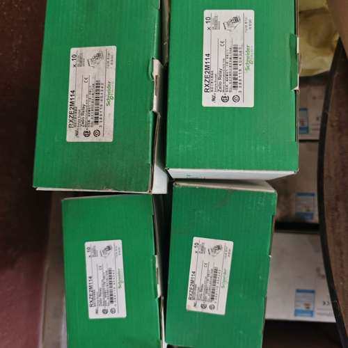 插拔式继电器座rxze2m114，，整合单