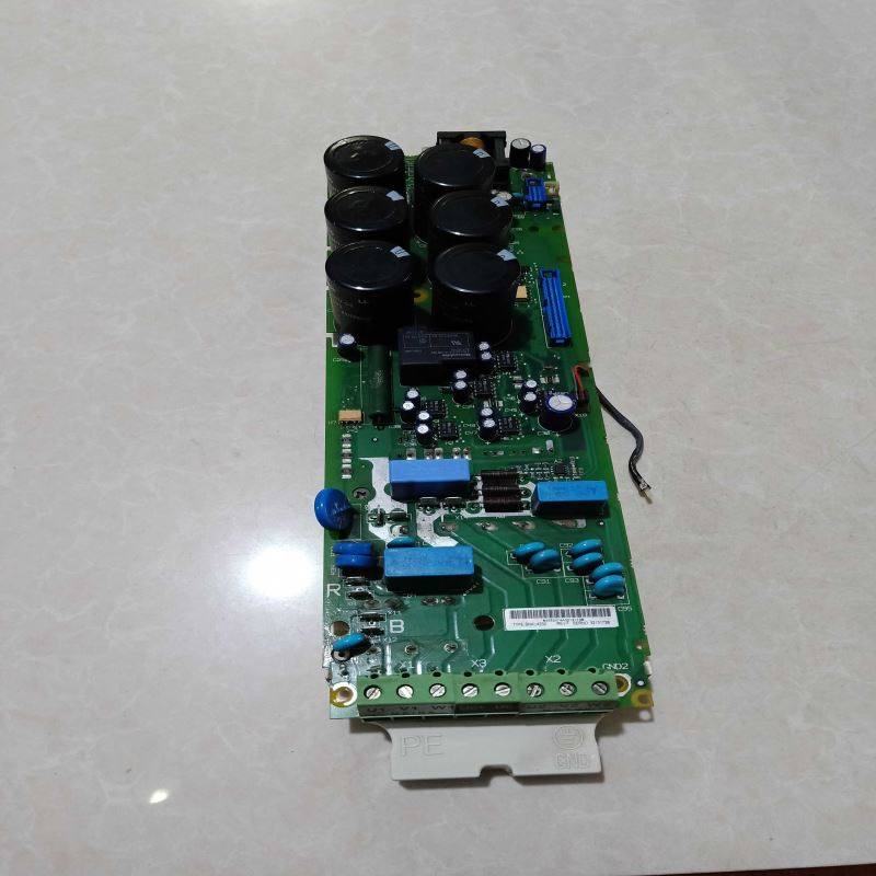 B变频器ACS400 SNAZ 4231I 3BSC980004R790 BSM35GD120DN2E3224