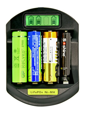 Soshine C5液晶4通道AA5号AAA7号1.2V镍氢镍镉3.2V铁锂电池充电器